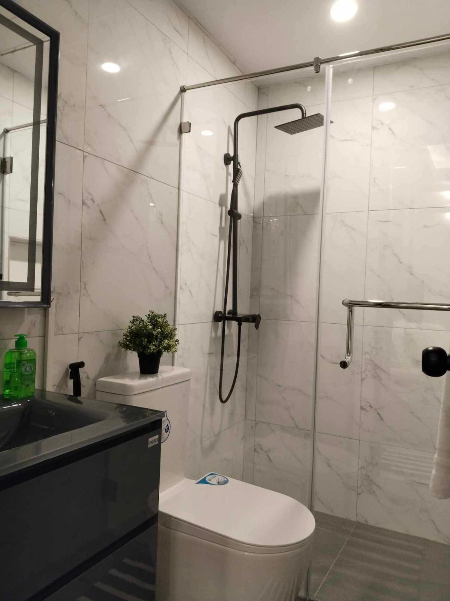 Deluxe Condo 2 Bedroom, 7Th Floor Room Bc In One Madison Tower 3, Megaworld Boulevard, Mandurriao Iloilo City, Philippines Eksteriør billede